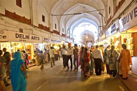 Bezoek deze populaire Delhi Markten voor de Best Shopping