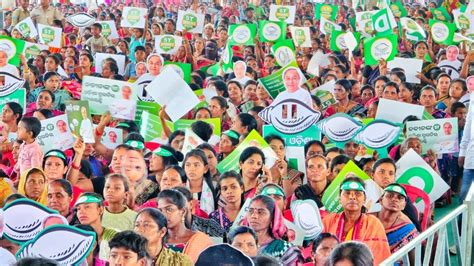 LIVE Senior Party Leader Shri V K Pandian Interacts With People In