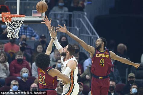 瓦兰砍169乐福摘两双 骑士5人上双送鹈鹕4连败比分nba乐福摘