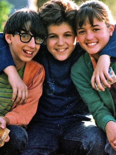 The Wonder Years 1988 1993 Kevin In Center With His Best Friend