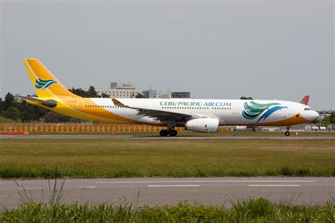 Cebu Pacific Airbus A Seat Map Two Birds Home