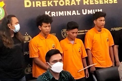 Tampang Culun 3 Remaja Pembunuh Wanita Yang Mayatnya Dibuang Di Kali