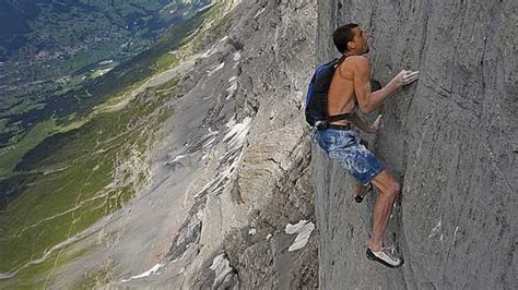 Extreme Athlete Dean Potter Among 2 Killed In Yosemite Base Jumping