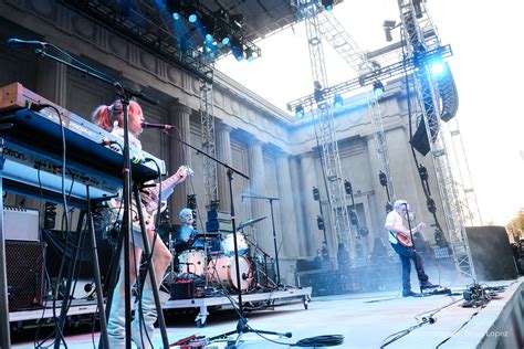 Photos Bloc Party And Blonde Redhead At Greek Theatre In Berkeley CA New Noise Magazine