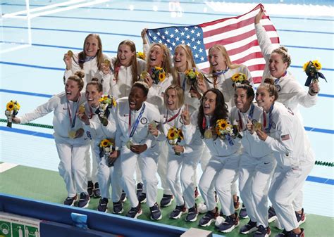 Olympics Us Womens Water Polo Wins Third Consecutive Gold Los Angeles Times