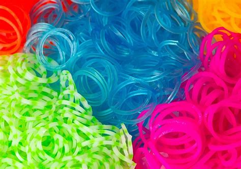 XXL SET Loom Bands Gummibänder ca 9 000 Looms verschiedene Loom