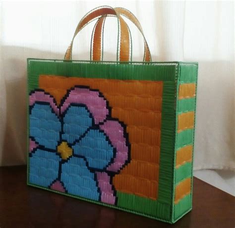 Pin En Plastic Canvas Bags Manualidades Dise Os De Ganchillo