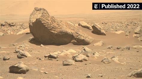 Bouncing Boulders Point To Quakes On Mars The New York Times