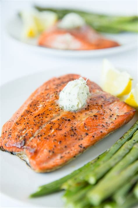 Pan Seared Salmon With Dill Butter Recipe Chefthisup