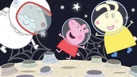 Grampy Rabbit Goes to Space 🐰🌌 @Peppa Pig - Official Channel | Peppa ...