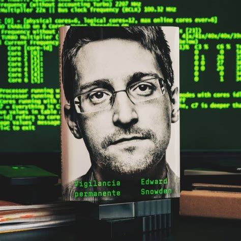 VIGILANCIA PERMANENTE EDWARD SNOWDEN Casa Del Libro