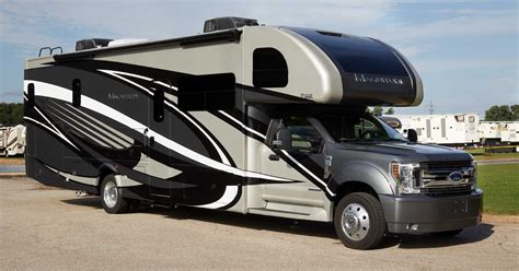 New For 19 Thor Motor Coach Unveils Exciting New Super C Motorhomes Gr8lakescamper