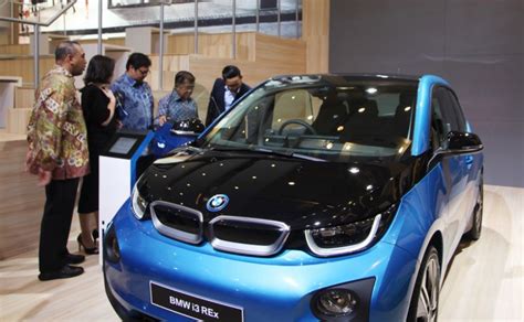 Mobil Listrik BMW I3 Sapa Indonesia Di GIIAS Tapi Tak Dijual Okezone