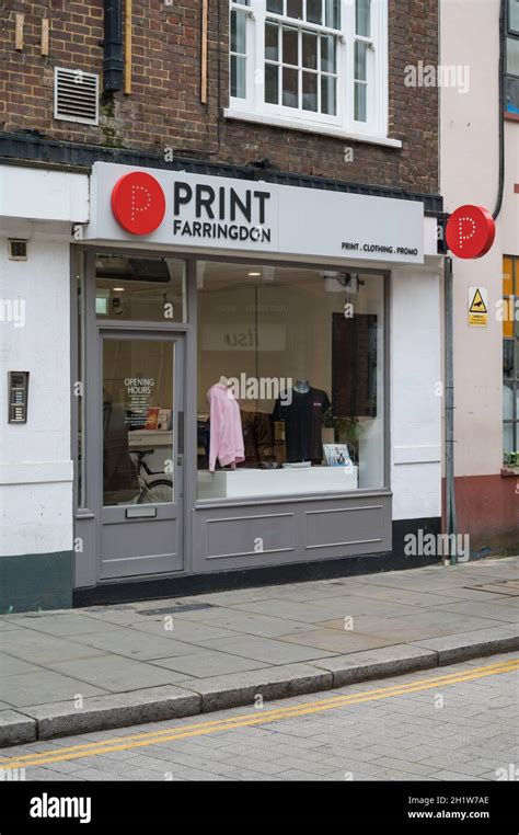 Print Farringdon Ltd Shopfront In Cowcross Street Farringdon London