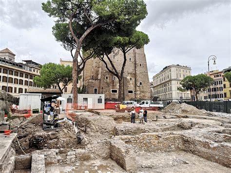 Roma Archeologica Restauro Architettura Foro Di Nerva Foro