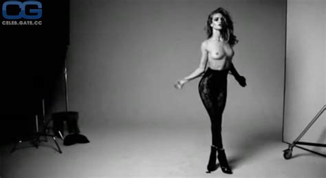 Rosie Huntington Whiteley Nude Pictures Onlyfans Leaks Playboy Photos Sex Scene Uncensored
