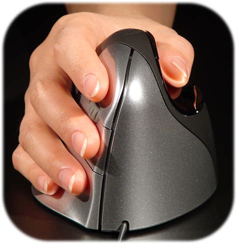 Evoluent Verticalmouse 4 By Evoluent Ergocanada Detailed Specification Page