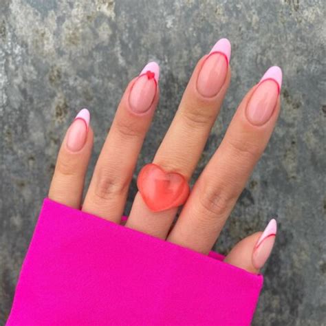 50 Heart Nails For A Trendy Mani The Pink Brunette