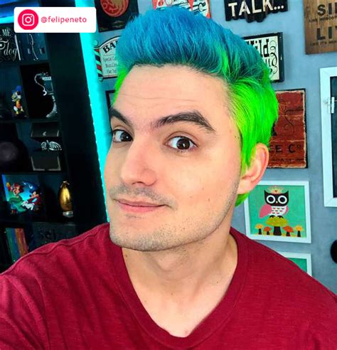 Verde Roxo Laranja Rosa Relembre Os Cabelos Que Felipe Neto Já