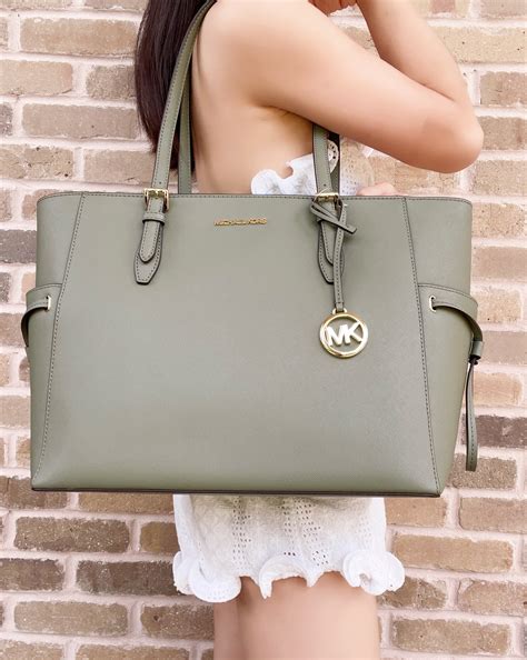 Michael Kors Gilly Large Drawstring Travel Tote Saffiano Leather Bag Army Green