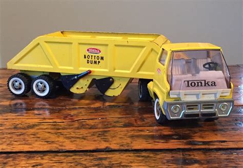 Vintage Tonka Bottom Dump Truck Large 25 Long Yellow 1960s Pressed