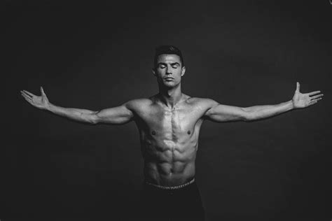 Pin By SharmaNiza On Cristiano Ronaldo Ronaldo Photos Ronaldo Videos