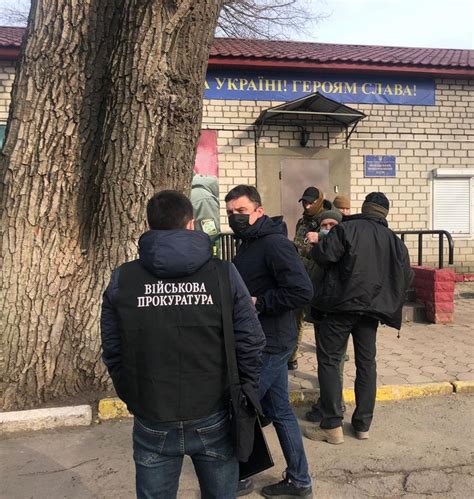 В Одесской области пограничник требовал 1200 долларов за перевоз груза ...