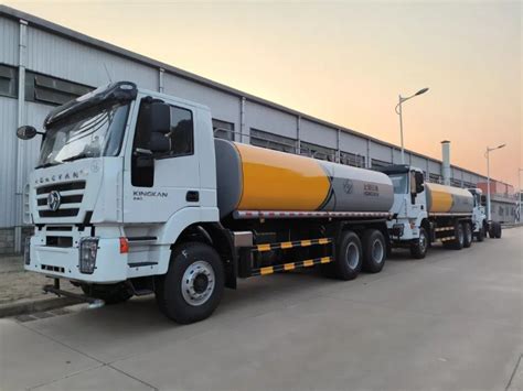 Saic Hongyan Kingkang Heavy Duty X L Water Truck M Tons