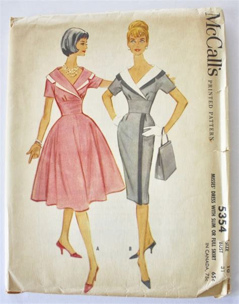 Vintage Sewing Pattern S Womens Full Skirt Or Fitted Wiggle Dress