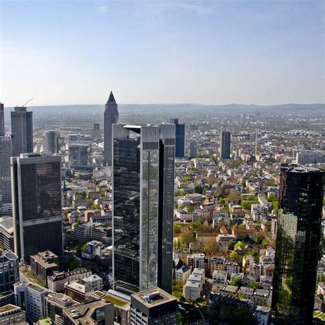 Deutsche Bank Und Commerzbank Ruhe Vor Dem Sturm Es Könnte Bald