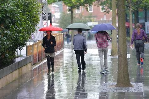 Manchester weather forecast shows wet and windy outlook - Manchester Evening News