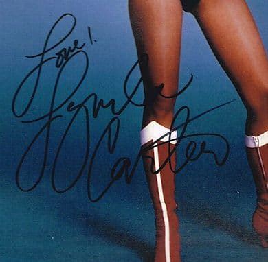 Lynda Carter Autograph Signed Photo - Wonder Woman