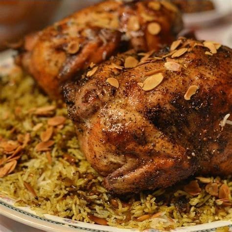 الطاهية المبدعة On Instagram دجاج شواية لذيذة مع رز ابيض بالحشوه