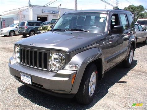 Mineral Gray Metallic Jeep Liberty Sport X Gtcarlot