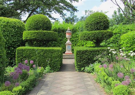 Sisley Garden Tours Secret Gardens To Visit