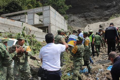 Alud De Piedras Y Tierra Sepulta Dos Viviendas Y Arrebata La Vida A Dos