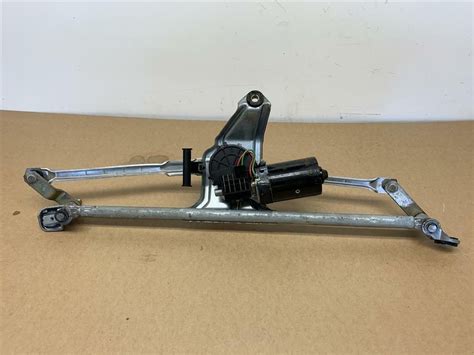 Porsche Boxster Front Wiper Motor With Linkage Pin Plug