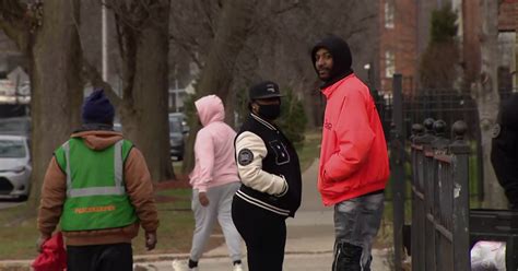 Project HOOD credited for Woodlawn violent crime drop - CBS Chicago