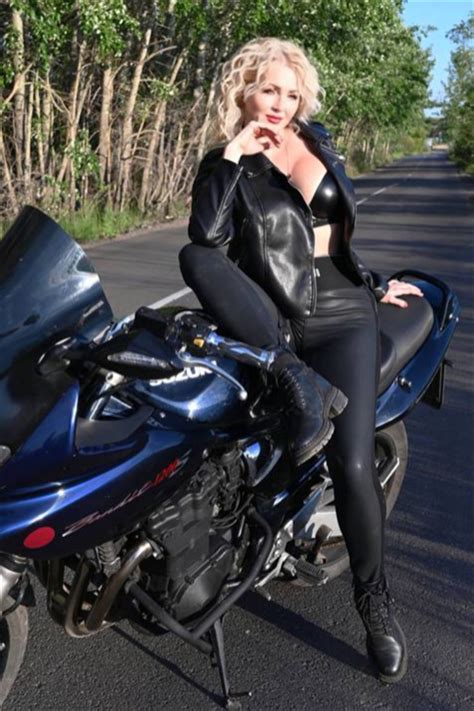 Beautiful Olga Y O From Valencia With Blonde Hair Id Ladadate