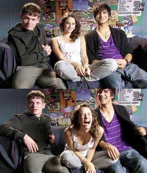 Pin De Marla Em Skins Filmes