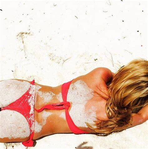 Rozenek W Bikini Ale Ona Ma Cia O