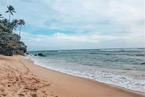 Travel Guide To Midigama Beach In Sri Lanka Cool Places To Visit