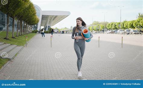 Girl Running Down Stairs In Slow Motion Runner Woman Running On Stairs At Outdoor Workout Stock