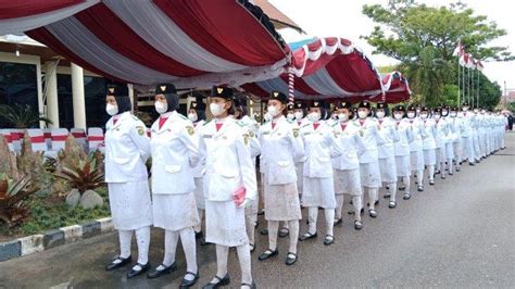 Tag Bendera Merah Putih Hujan Guyur Upacara HUT Ke 77 RI Di Pemko