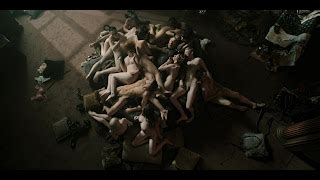 Auscaps Nude Extras In Pennyworth The Belt And The Welt
