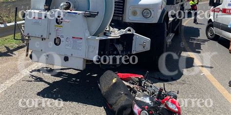 Motociclista Choca Con Tolva En Entronque A Santa Teresa De Guanajuato