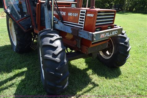 Fiat Hesston 880 5dt Mfwd Tractor In Wichita Ks Item L3866 Sold