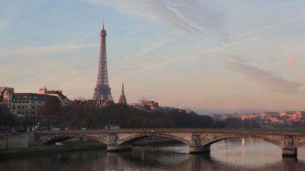 Paris Les Policiers Tirent Neuf Reprises Pour Stopper Un V Hicule