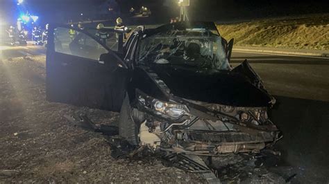 Bezirk Melk Vier Verletzte Bei Schwerem Unfall Auf B36 Bei Laimbach