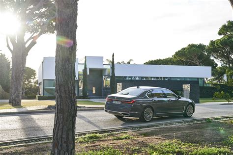 The New Bmw 750li Xdrive In Colour Bernina Grey Amber Effect And 20